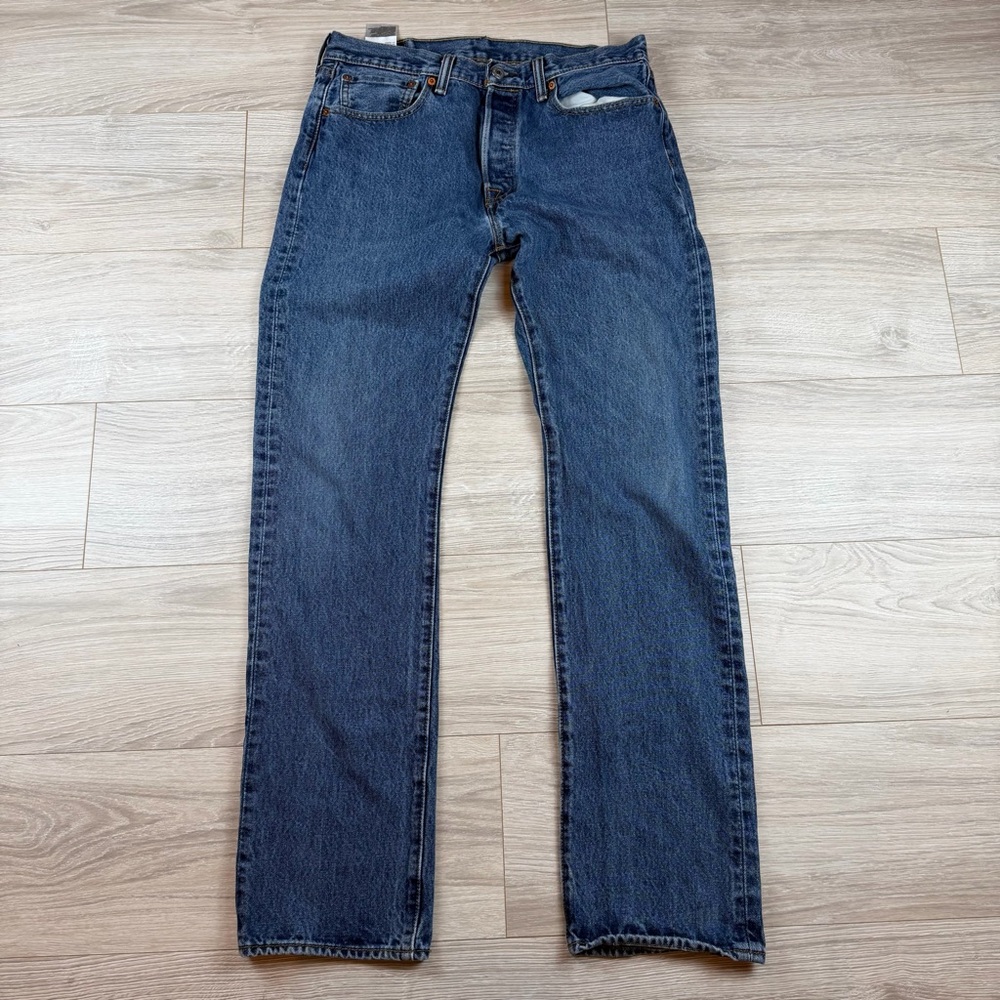 Levi’s 501 Original Classic Fit Jeans Mens 32x34 Dark Stonewash Button Fly